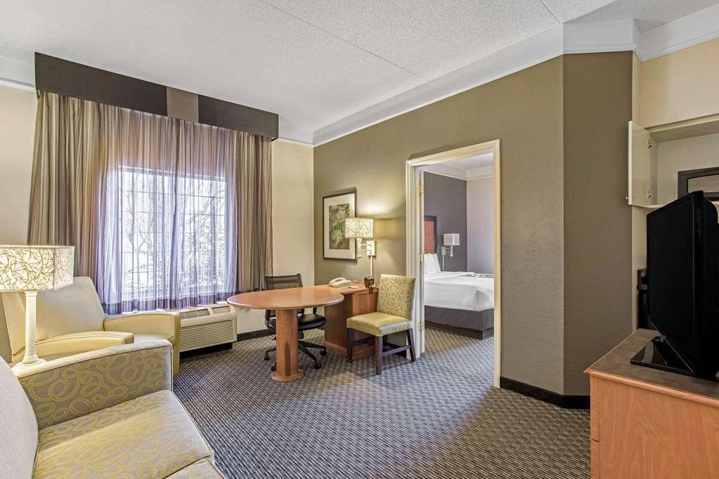 La Quinta By Wyndham Birmingham Homewood Pokoj fotografie